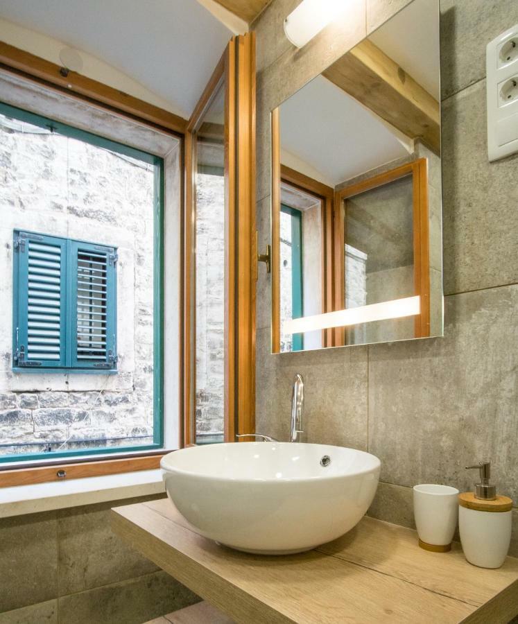 Jr Luxury Guesthouse2 Split Eksteriør bilde