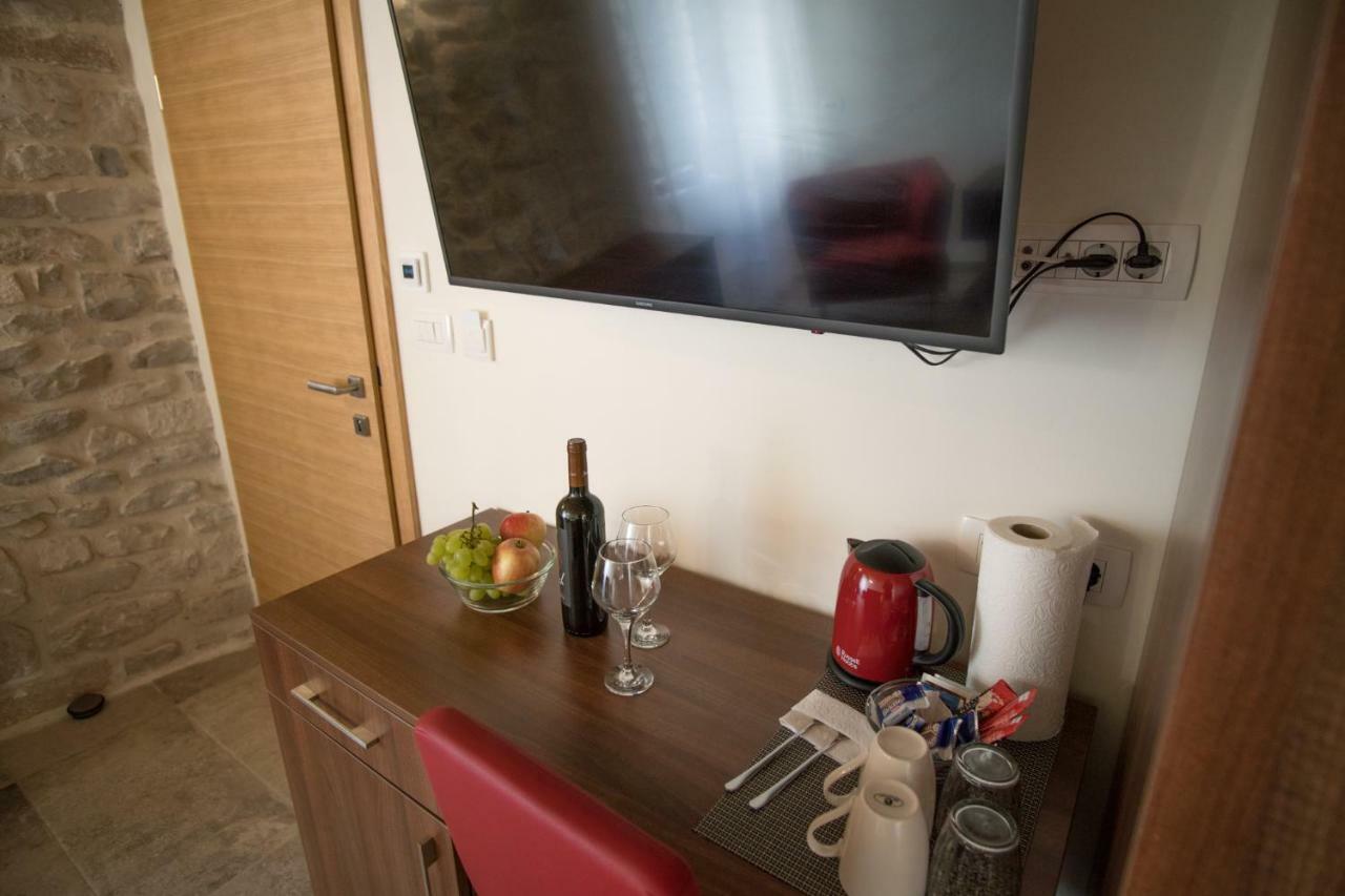 Jr Luxury Guesthouse2 Split Eksteriør bilde
