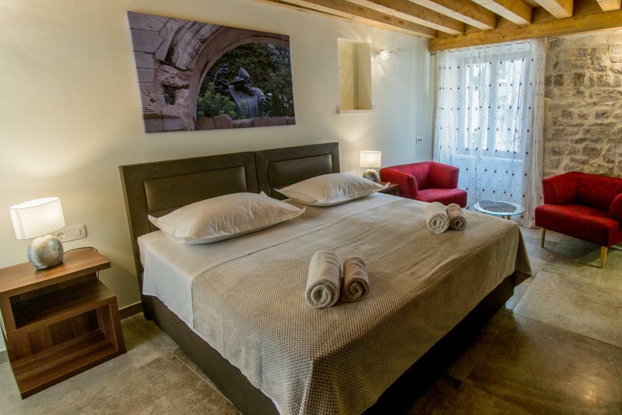Jr Luxury Guesthouse2 Split Eksteriør bilde