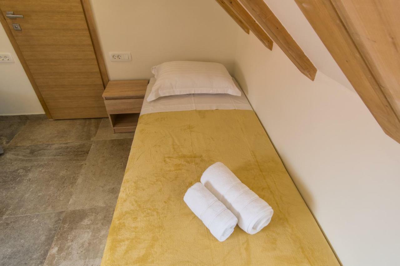 Jr Luxury Guesthouse2 Split Eksteriør bilde